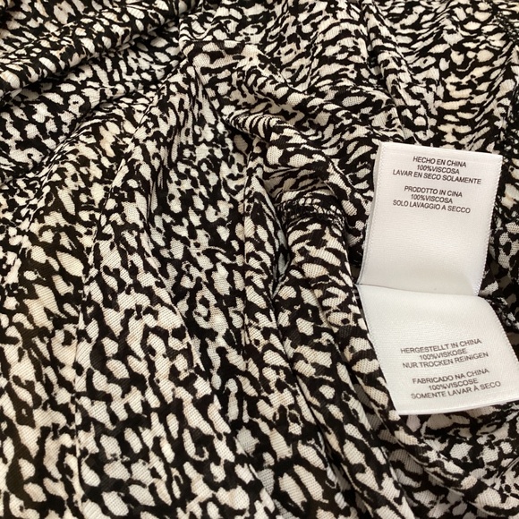 Joie Black and White Women's Top - Picture 7 of 8